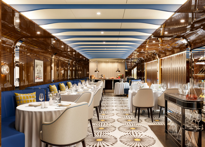 北斎ファインダイニング:葛飾北斎の名が冠されたスペシャルダイニング。