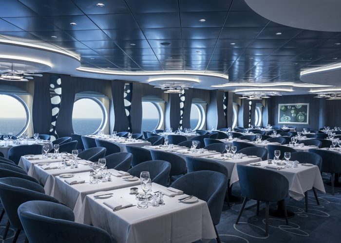 メインダイニング